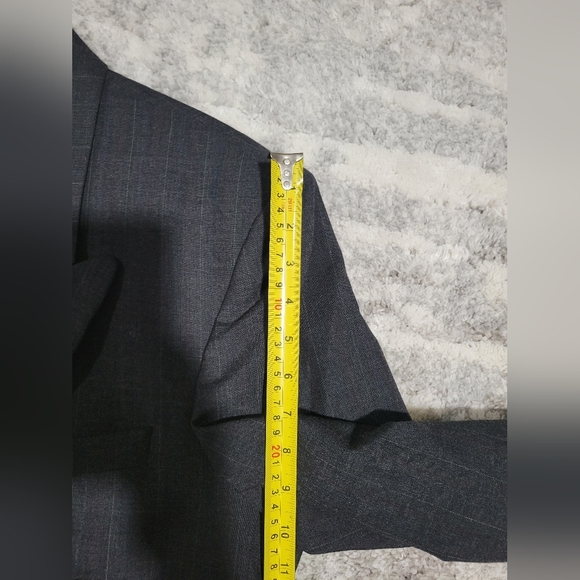 English Manor Men's Black Double-Breasted Blazer - Picture 11 of 11